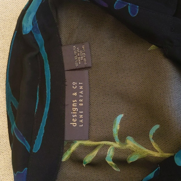 Flowy Sheer Floral Button Down - Picture 2 of 3